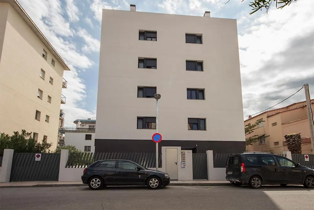 Apartamento Moderno Con Piscina Y Parking Cerca De La Playa Apartment Roses Spain