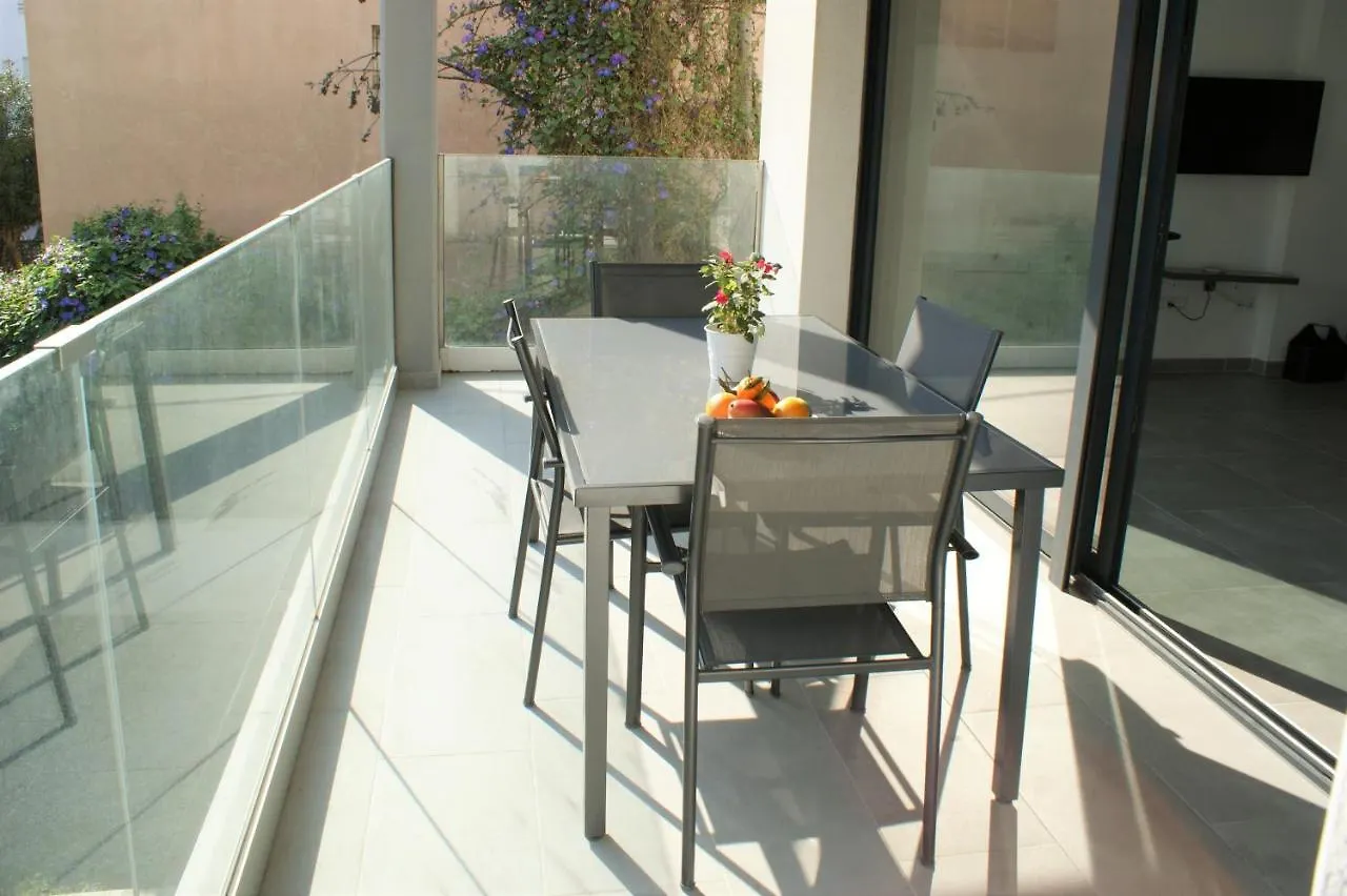 Apartamento Moderno Con Piscina Y Parking Cerca De La Playa Apartment Roses Spain