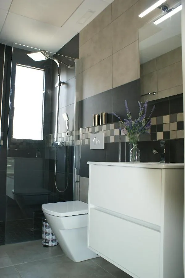 Apartamento Moderno Con Piscina Y Parking Cerca De La Playa Apartment Roses